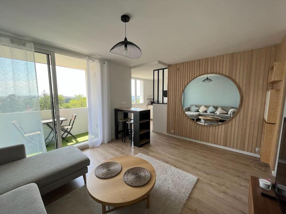 Le Calme - Design - Vue Panoramique Sur La Saone Leilighet Caluire-et-Cuire Eksteriør bilde